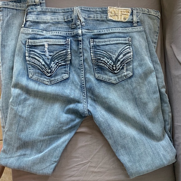 Light wash Suki jeans - Picture 2 of 4